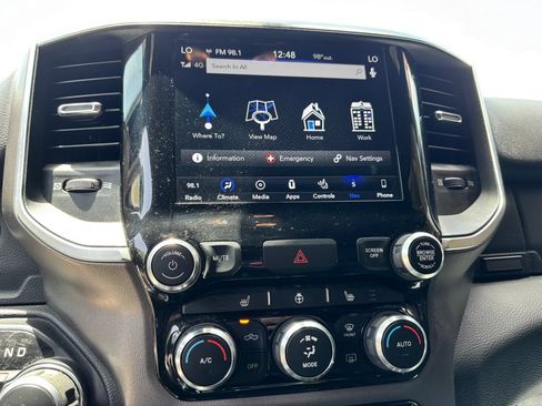 Used 2019 RAM 1500 Big Horn AWD/4WD image 27