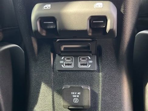 Certified 2024 Jeep Wrangler Unlimited Rubicon image 16