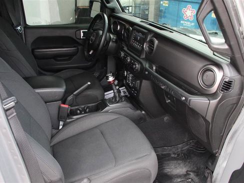 Used 2021 Jeep Wrangler Unlimited Sport AWD/4WD image 18