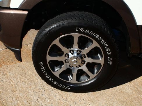 Used 2024 RAM 2500 Limited w/ Safety Group image 2