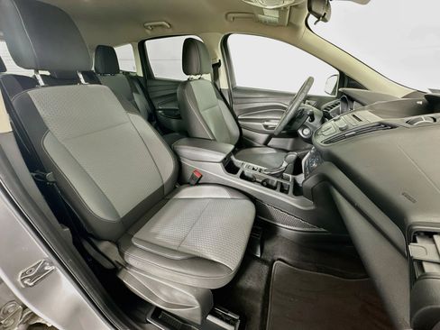 Used 2017 Ford Escape SE FWD image 30