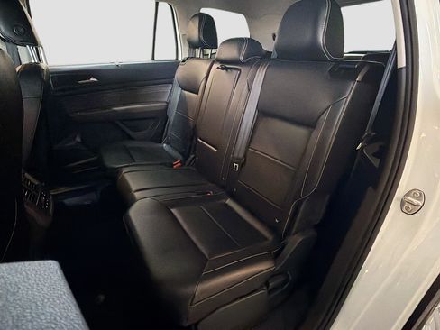 Used 2021 Volkswagen Atlas SE image 28