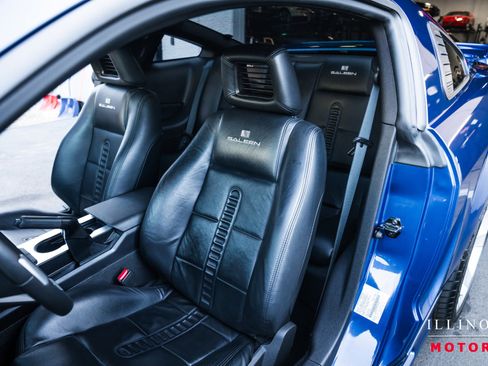 Used 2006 Ford Mustang GT RWD image 19