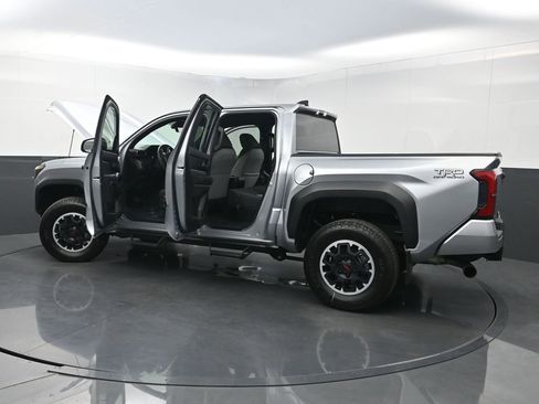 Used 2024 Toyota Tacoma TRD Off-Road AWD/4WD image 35