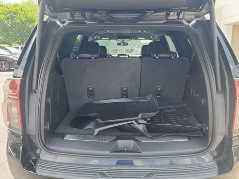 Certified 2022 Chevrolet Tahoe Z71 w/ Luxury Package AWD/4WD image 26