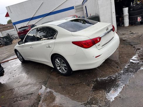 Used 2015 INFINITI Q50 Premium w/ Deluxe Touring Package image 5