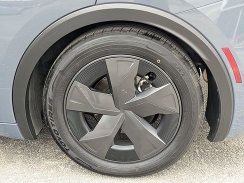 Used 2025 Toyota Prius LE image 28