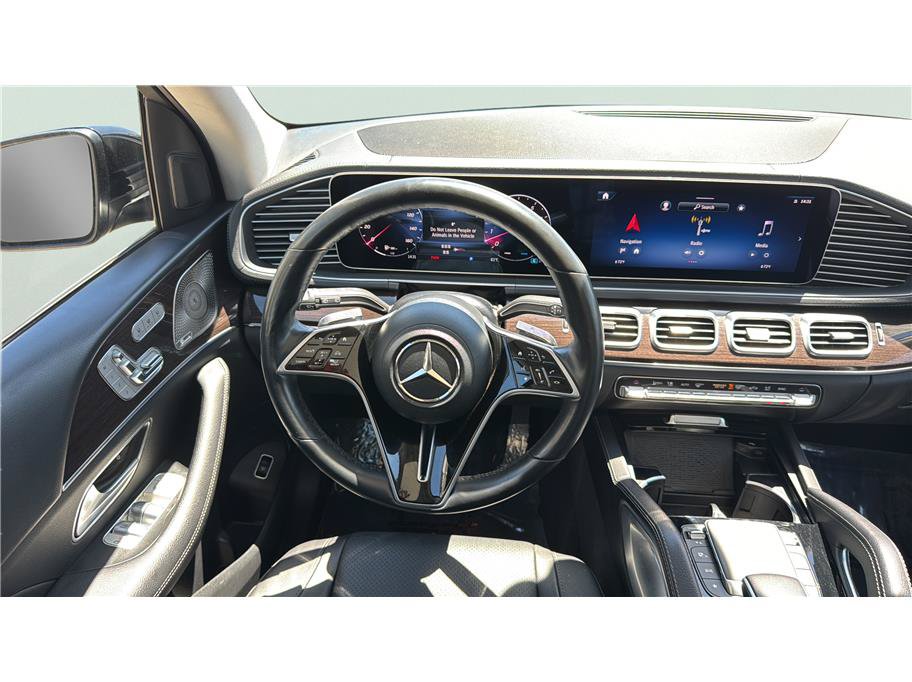 Used 2024 Mercedes-Benz GLS 450 4MATIC image 25