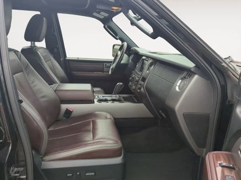 Used 2016 Ford Expedition EL Platinum image 12