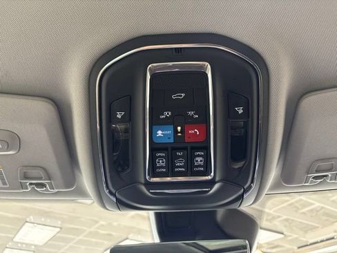 Used 2022 Jeep Grand Cherokee Limited 4xe w/ Luxury Tech Group II AWD/4WD image 53
