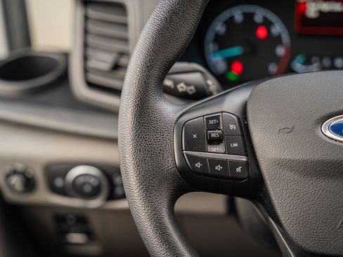 Used 2023 Ford Transit 350 XLT image 32