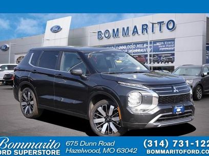Used 2025 Mitsubishi Outlander SE