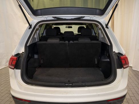 Used 2018 Volkswagen Tiguan S w/ Front Fog Lights Package image 6