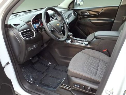 Used 2024 Chevrolet Equinox LT w/ LPO, Floor Liner Package image 11