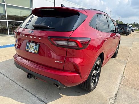 Used 2023 Ford Escape ST-Line Select w/ Tech Pack #2 AWD/4WD image 5