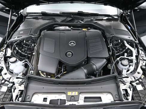 New 2025 Mercedes-Benz C 300 4MATIC Sedan image 21
