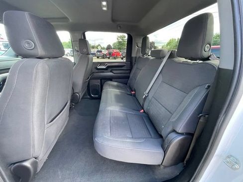Used 2024 Chevrolet Silverado 2500 LT AWD/4WD image 16