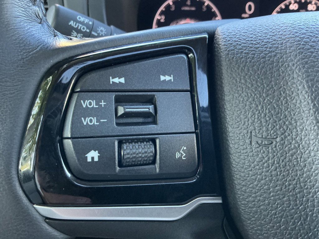 Used 2025 Honda Odyssey EX-L image 22