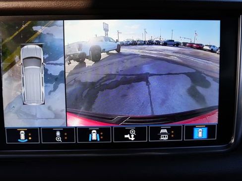 Used 2021 GMC Yukon XL Denali w/ Advanced Technology Package image 27