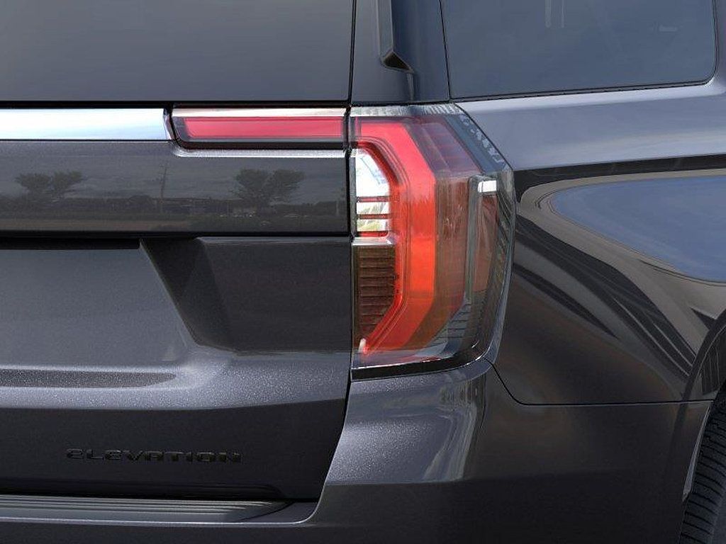 New 2026 GMC Yukon XL Elevation w/ Elevation Premium Package RWD image 11
