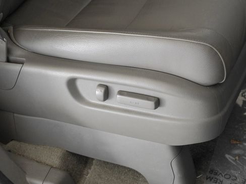 Used 2017 Honda Odyssey EX-L image 31