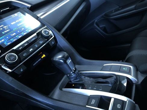 Used 2021 Honda Civic EX image 29