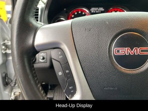 Used 2010 GMC Acadia SLT w/ Technology Package image 17