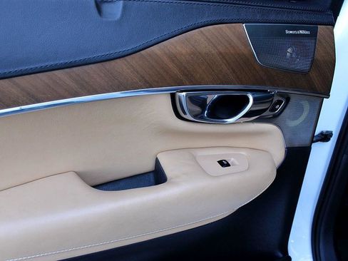 Used 2016 Volvo XC90 T6 image 34