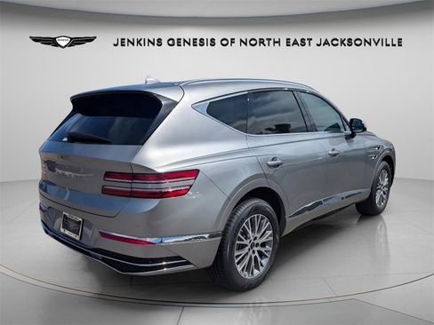 Used 2025 Genesis GV80 2.5T image 5