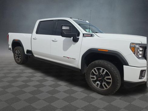 Used 2022 GMC Sierra 2500 AT4 w/ AT4 Preferred Package AWD/4WD image 5