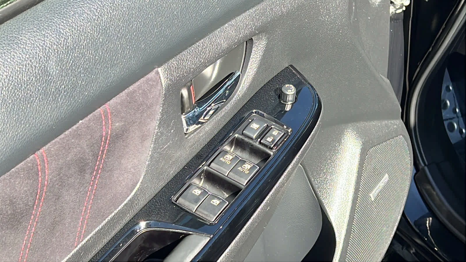Used 2018 Subaru WRX STI Limited AWD/4WD image 22