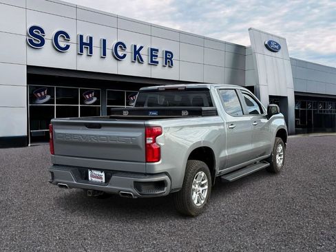 Used 2023 Chevrolet Silverado 1500 RST image 2