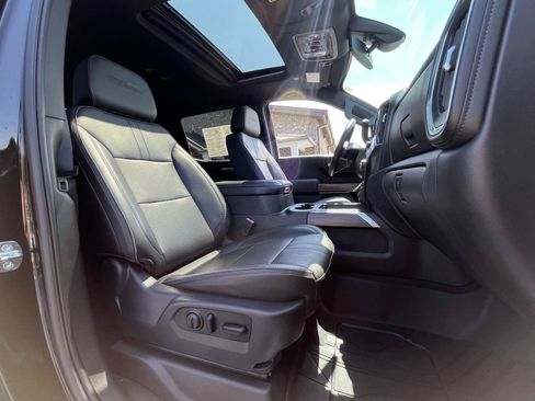 Used 2019 Chevrolet Silverado 1500 High Country w/ Trailer Camera Package AWD/4WD image 17