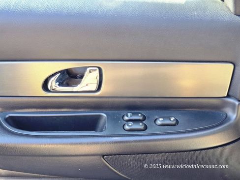 Used 2005 Ford Thunderbird Deluxe 2dr Convertible image 23