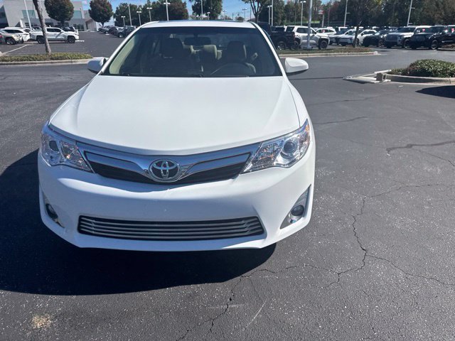 Used 2014 Toyota Camry XLE w/ Leather Package FWD image 10