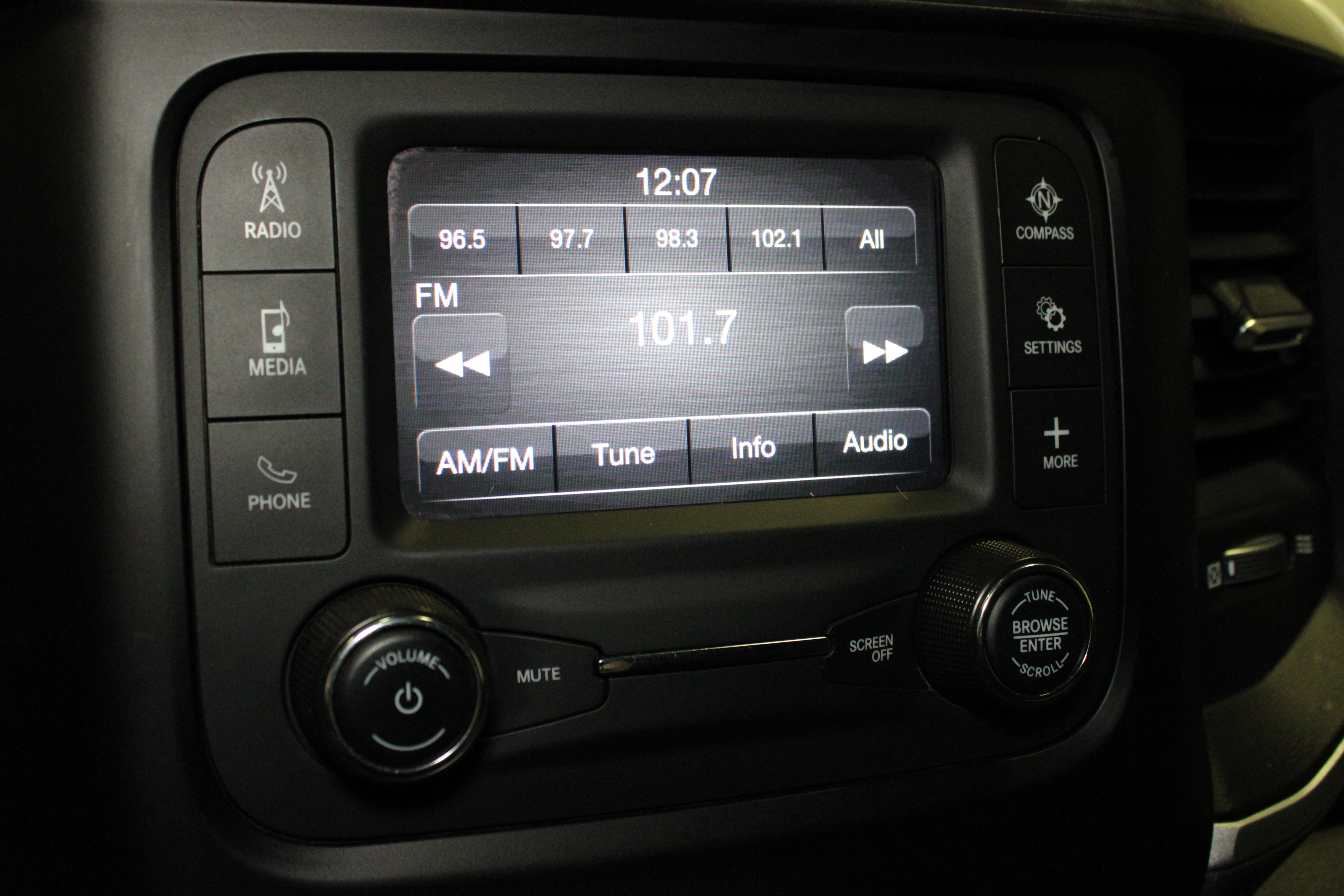 Used 2021 RAM 2500 Big Horn AWD/4WD image 32