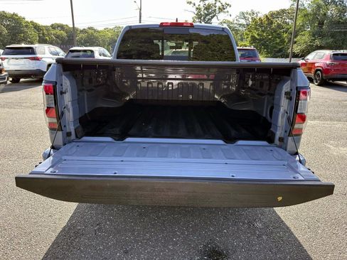 Used 2024 Nissan Frontier PRO-4X w/ Technology Package AWD/4WD image 7