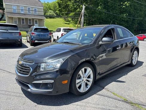Used 2015 Chevrolet Cruze LTZ w/ Sun, Sound and Sport Package FWD image 3