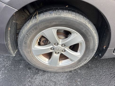 Used 2014 Toyota Sienna LE image 18