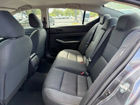 Used 2024 Nissan Altima 2.5 SV FWD image 16