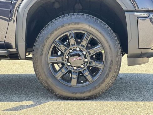 New 2026 GMC Sierra 2500 AT4 w/ AT4 Premium Plus Package AWD/4WD image 30