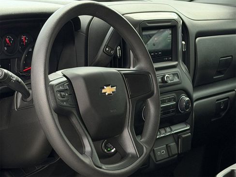 Certified 2023 Chevrolet Silverado 1500 Custom image 12