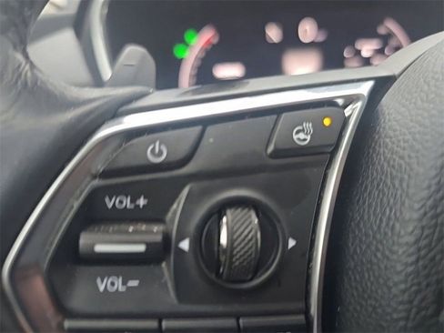 Used 2023 Acura MDX SH-AWD w/ Advance Package image 17