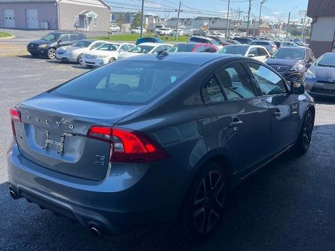 Used 2018 Volvo S60 T5 Dynamic w/ Vision Package image 4