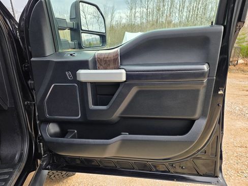 Used 2017 Ford F350 Lariat AWD/4WD image 20