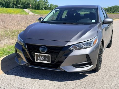 Used 2020 Nissan Sentra S w/ Trunk Package FWD image 6