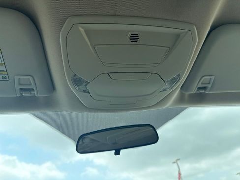 Used 2018 Ford Escape SE FWD image 20