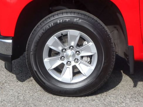Used 2020 Chevrolet Silverado 1500 LT RWD image 39