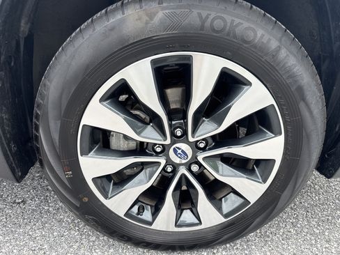 Certified 2025 Subaru Outback Limited AWD/4WD image 37