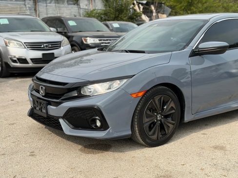Used 2019 Honda Civic EX image 6